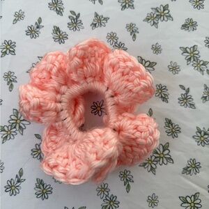 Pastel pink crochet scrunchie, made by me!